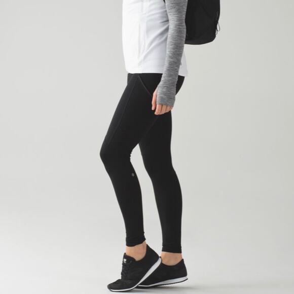 Lululemon Fresh Tracks Tight Black & White Waistband Full Length Leggings Size 2 - Picture 1 of 10